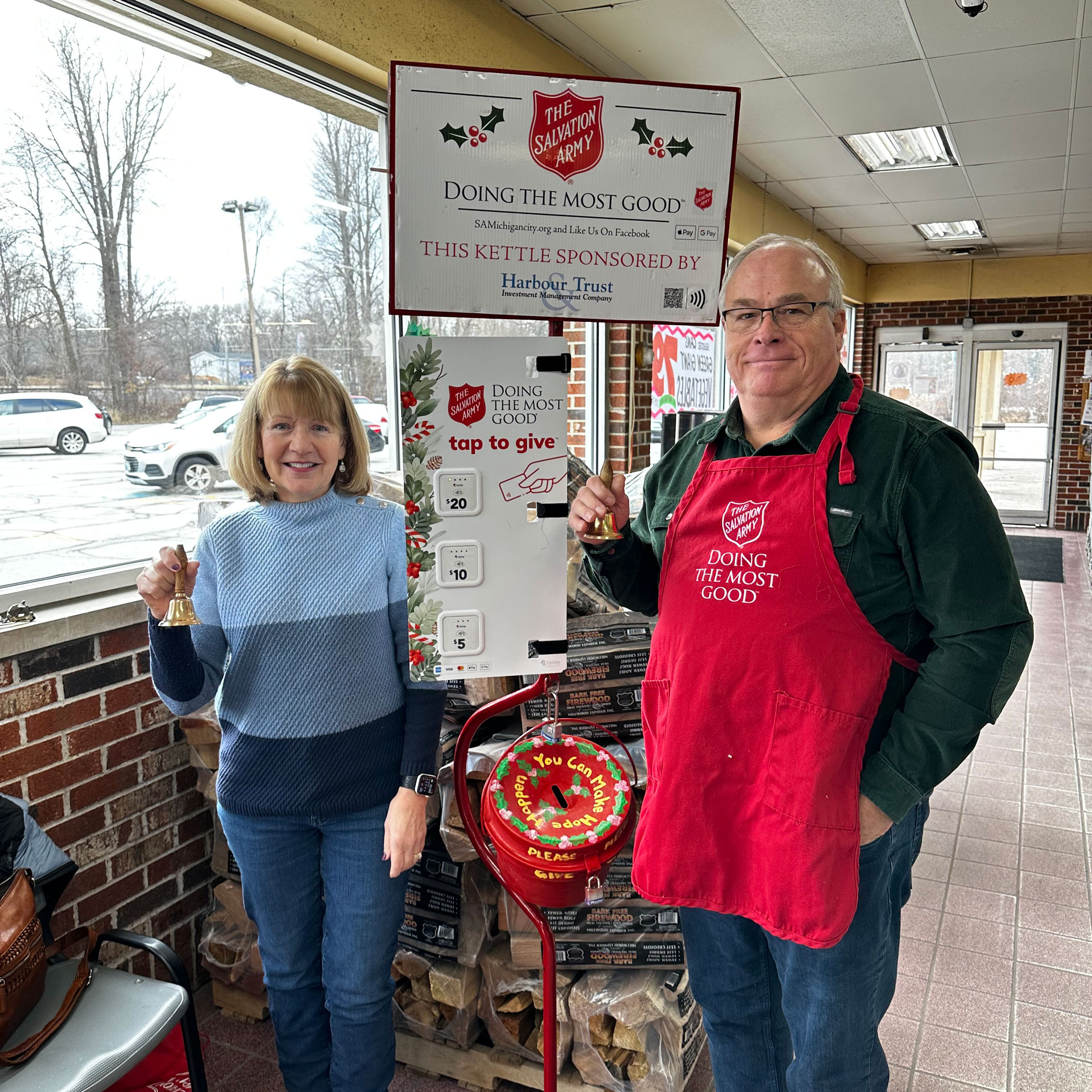 Randy and his wife volunteering with The Salvation Army